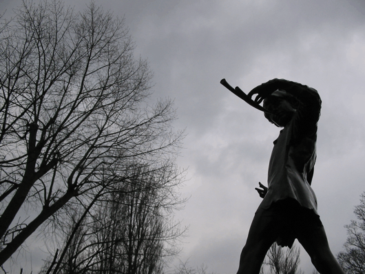 Peter Pan dans les jardins de Kensington | copyright : Michel Dubois
